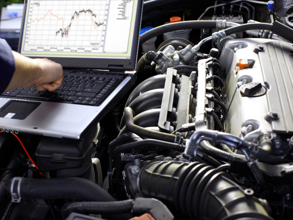 Diagnóstico y reparación de  motores de vehículos